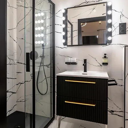 Downtown Pearl Boedapest